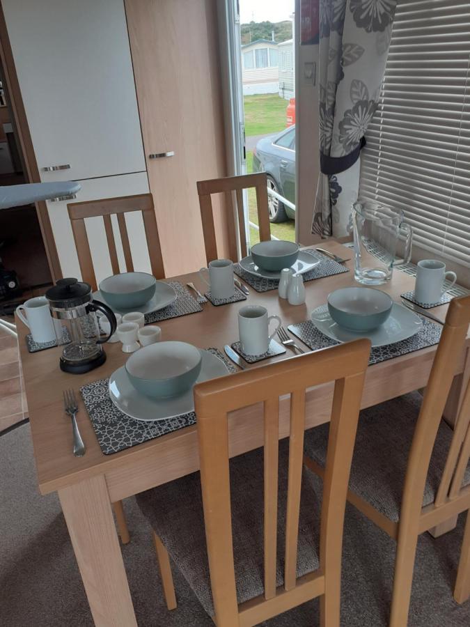 Rick'S Retreat Static Caravan Near The Beach With Free Wifi Lossiemouth Zewnętrze zdjęcie