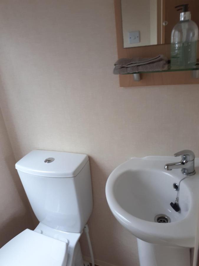 Rick'S Retreat Static Caravan Near The Beach With Free Wifi Lossiemouth Zewnętrze zdjęcie